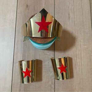 DC Comics Gold and Red Wonder Woman Accessories